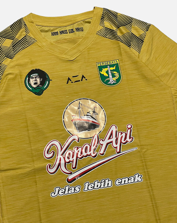 Jersey Persebaya Pre Season Keeper Away 2K23 - Gold